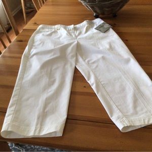 Sagharbor Capris Size 14, NWT